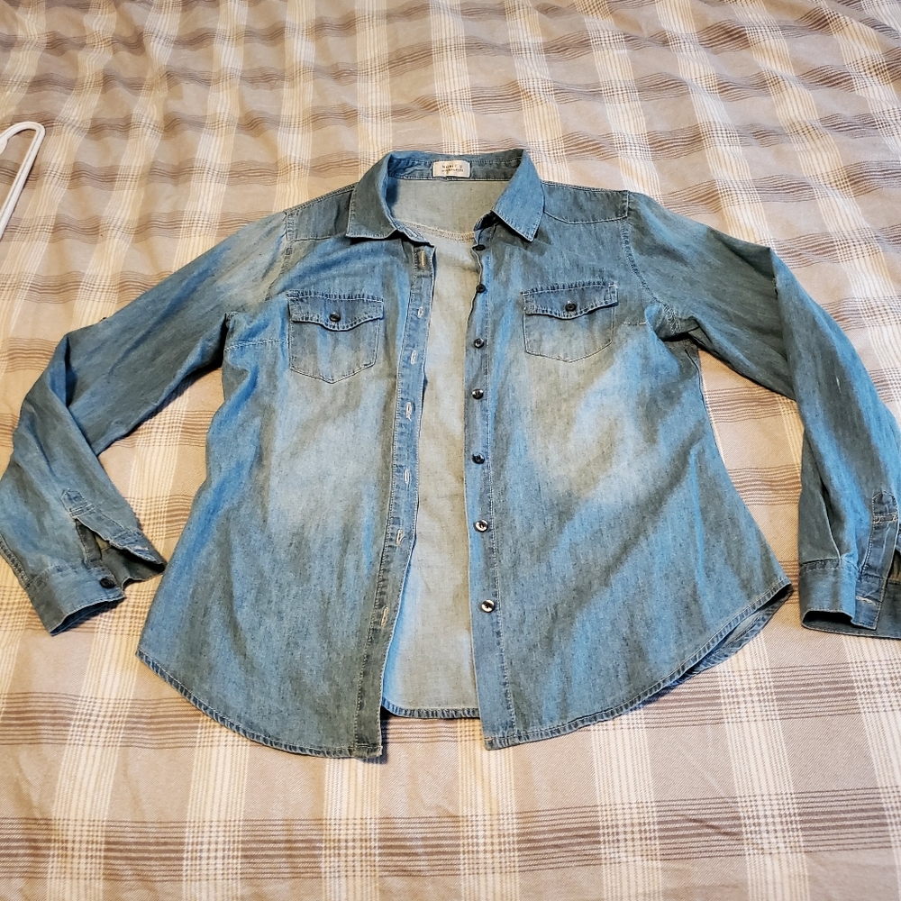 Light Jean women's button down